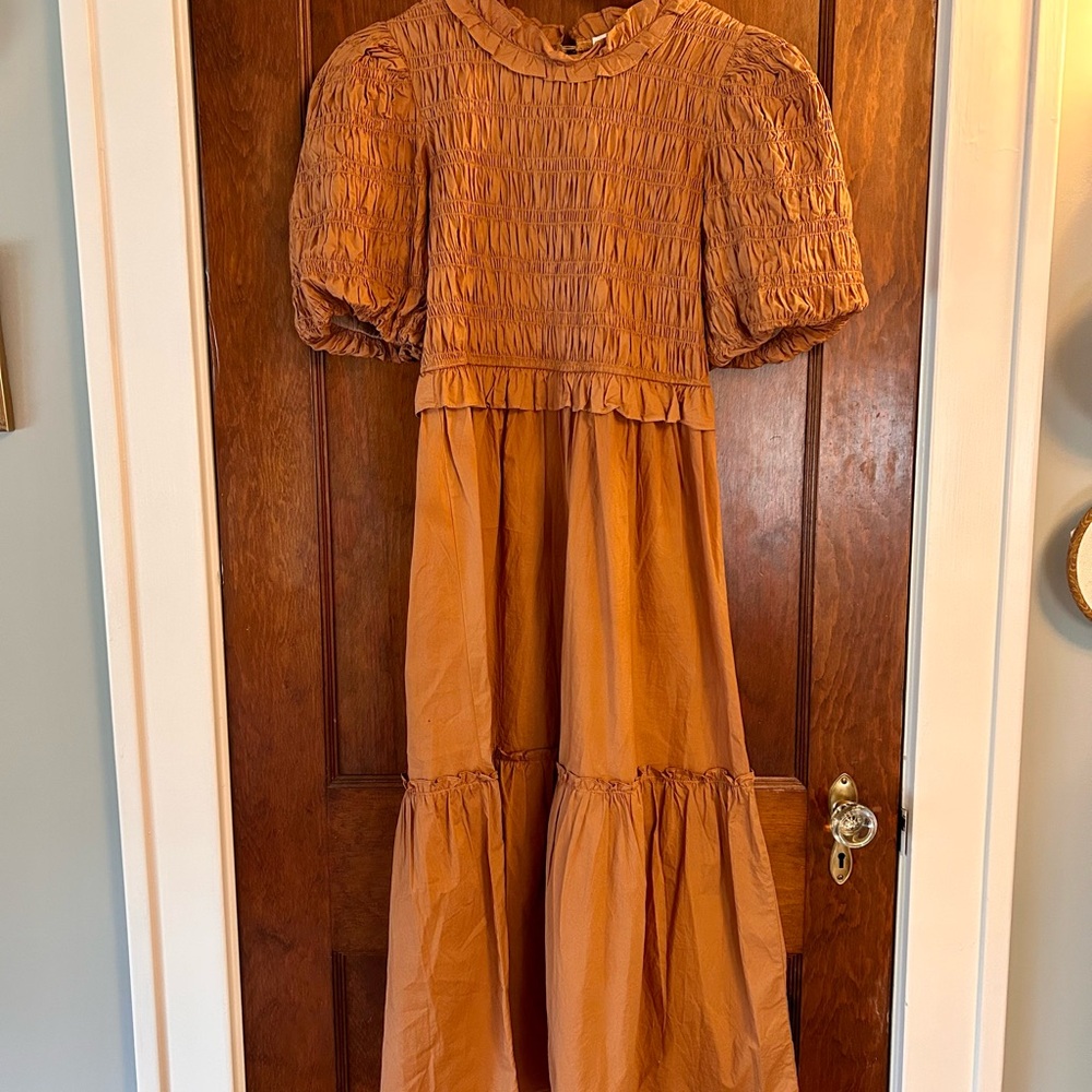 Moon River Rust Smocked Puff-Sleeve Maxi Dress